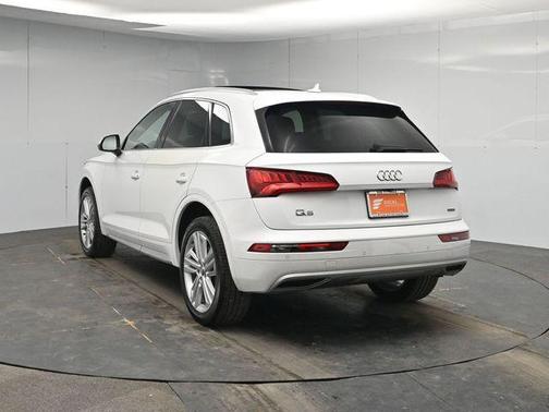 2020 Audi Q5 45 Premium Plus