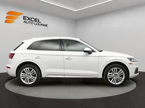 2020 Audi Q5 45 Premium Plus