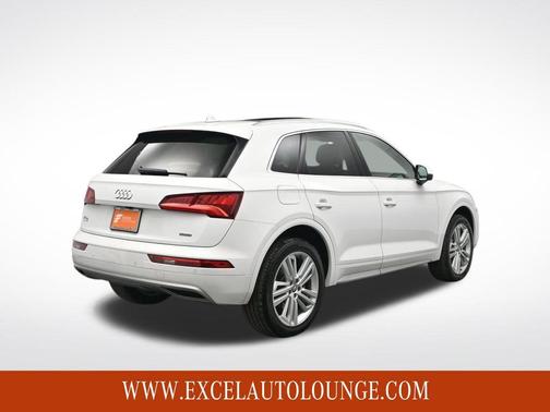 2020 Audi Q5 45 Premium Plus