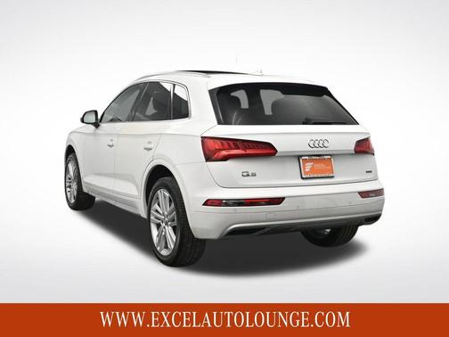 2020 Audi Q5 45 Premium Plus