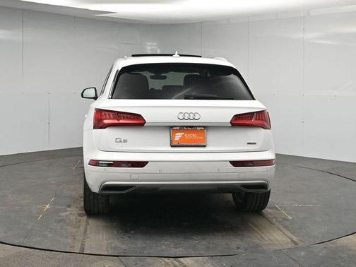 2020 Audi Q5 45 Premium Plus