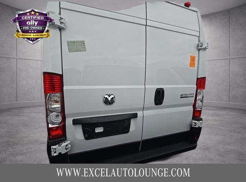 Bright White Clearcoat 2023 RAM ProMaster 2500 High Roof
