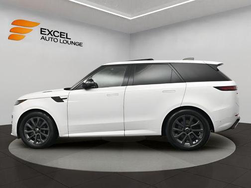 2024 Land Rover Range Rover Sport SE