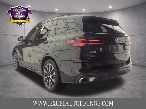 Black Sapphire Metallic 2024 BMW X5 xDrive40i