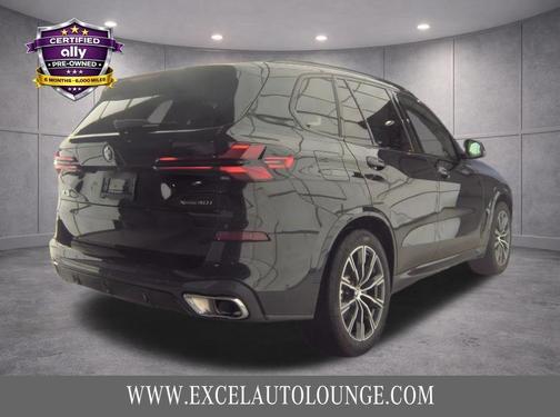 Black Sapphire Metallic 2024 BMW X5 xDrive40i