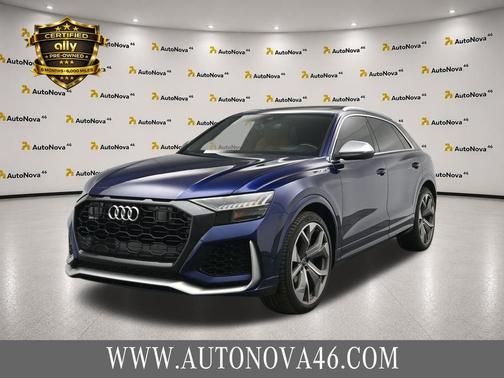 Navarra Blue Metallic 2022 Audi RS Q8 4.0T