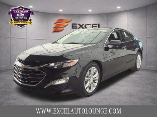 Mosaic Black Metallic 2024 Chevrolet Malibu FWD 1LT