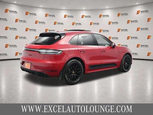 Carmine Red 2021 Porsche Macan Macan GTS