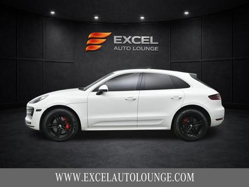 2015 Porsche Macan Turbo