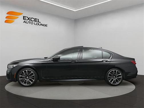 2021 BMW 750 i xDrive