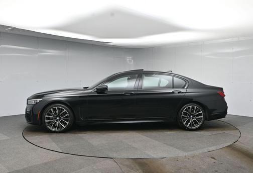2021 BMW 750 i xDrive