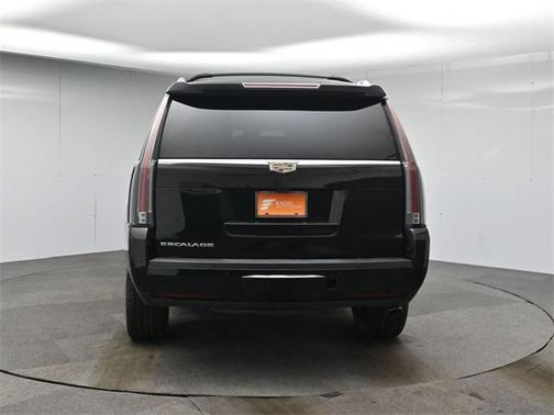 2017 Cadillac Escalade Platinum