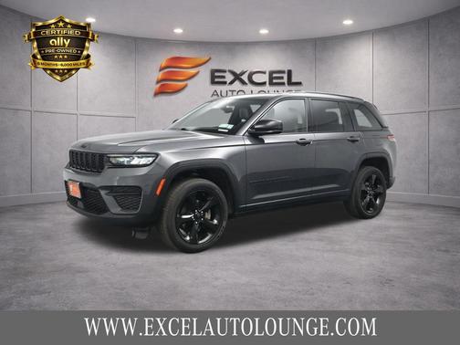 Baltic Gray Metallic Clearcoat 2022 Jeep Grand Cherokee Altitude