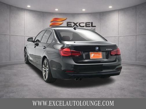 Black Sapphire Metallic 2018 BMW 330e iPerformance