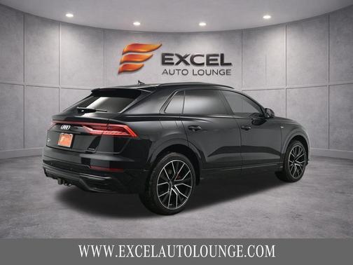 Orca Black Metallic 2019 Audi Q8 3.0T Premium