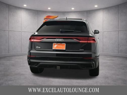 Orca Black Metallic 2019 Audi Q8 3.0T Premium