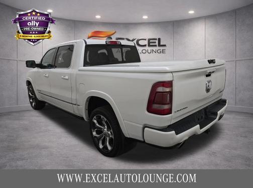 Ivory White Tri-Coat Pearlcoat 2021 RAM 1500 Limited