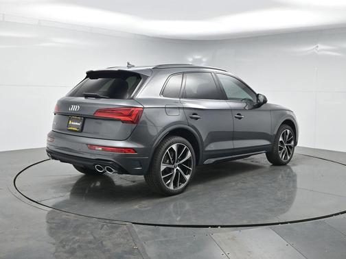 Daytona Gray Pearl Effect 2021 Audi SQ5 3.0T Premium Plus
