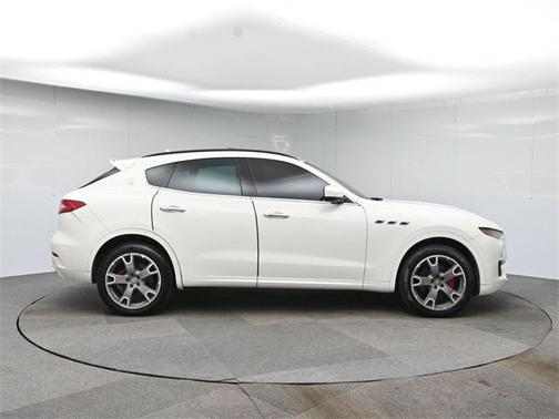 2017 Maserati Levante Base