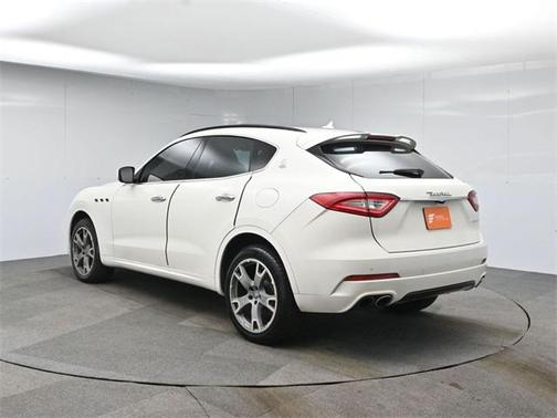 2017 Maserati Levante Base