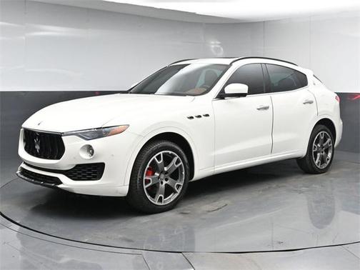 2017 Maserati Levante Base