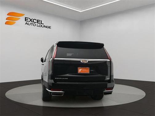 2023 Cadillac Escalade ESV Luxury