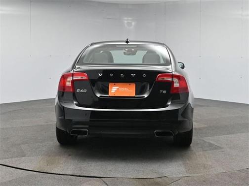 2016 Volvo S60 T5 Drive-E Premier