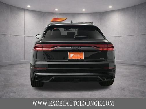 Mythos Black Metallic 2023 Audi Q8 55 Prestige