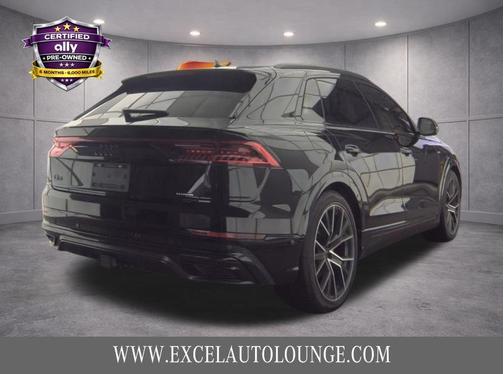 Mythos Black Metallic 2023 Audi Q8 55 Prestige
