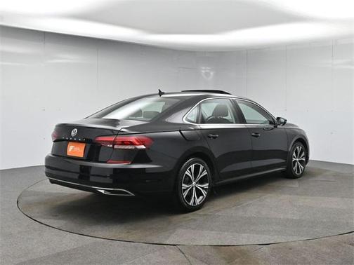2020 Volkswagen Passat 2.0T SE