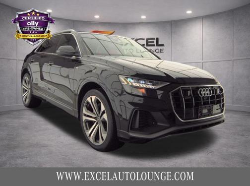 Orca Black Metallic 2021 Audi Q8 55 Prestige