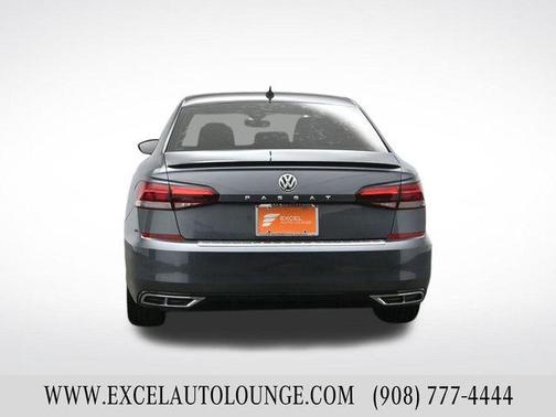 2021 Volkswagen Passat 2.0T R-Line