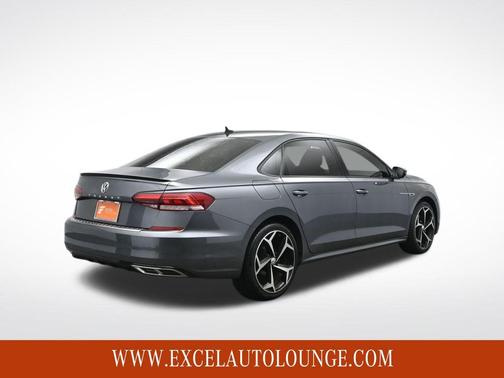 2021 Volkswagen Passat 2.0T R-Line
