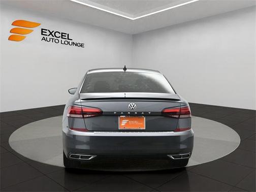 2021 Volkswagen Passat 2.0T R-Line