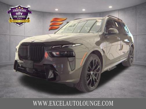 Manhattan Green Metallic 2024 BMW X7 xDrive40i