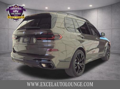 Manhattan Green Metallic 2024 BMW X7 xDrive40i