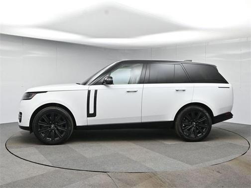 2023 Land Rover Range Rover P530 SE