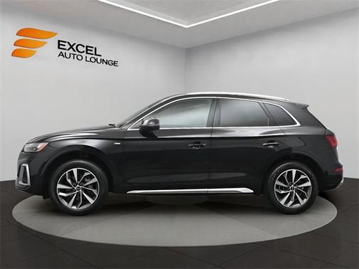 2023 Audi Q5 45 S line Premium Plus