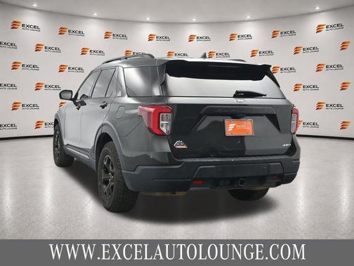 Forged Green Metallic 2022 Ford Explorer Timberline