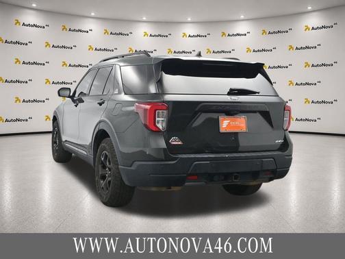 Forged Green Metallic 2022 Ford Explorer Timberline