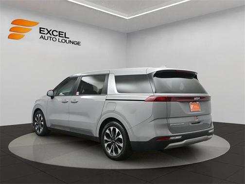 2022 Kia Carnival EX