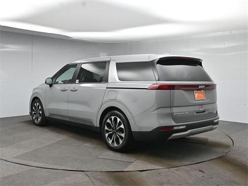 2022 Kia Carnival EX