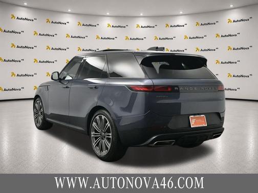 Santorini Black Metallic 2024 Land Rover Range Rover Sport SE
