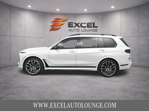 Mineral White Metallic 2024 BMW X7 M60i