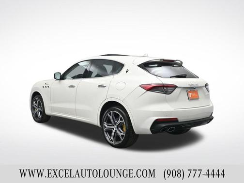 2022 Maserati Levante Modena