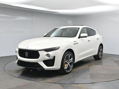 2022 Maserati Levante Modena