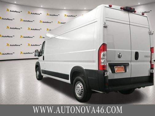 Bright White Clearcoat 2025 RAM ProMaster 2500 Tradesman