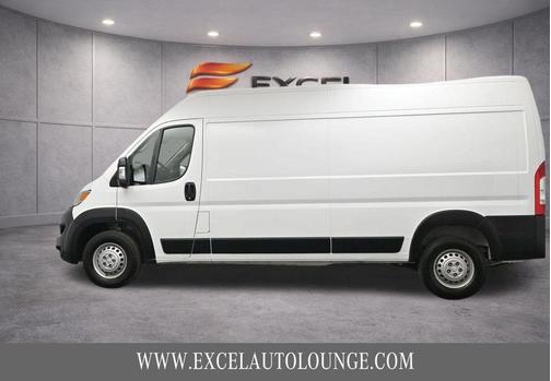 Bright White Clearcoat 2025 RAM ProMaster 2500 Tradesman