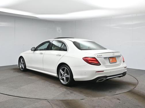 2017 Mercedes-Benz E-Class 4MATIC