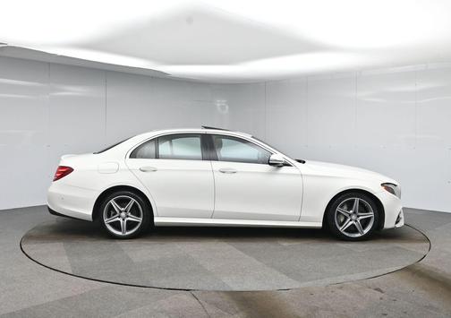 2017 Mercedes-Benz E-Class 4MATIC